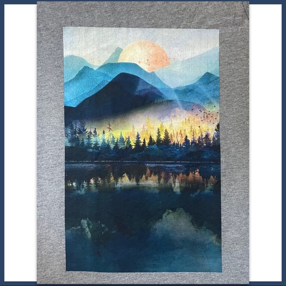 NWT Gray Tri-blend Tank Top - Mountain and Lake Scene - Picture 2 of 8